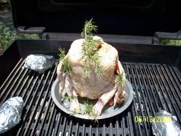 Rezept: Bierdosen-Huhn Bild Nr. 2 Bierdosen-Huhn - Rezept - Bild Nr. 2