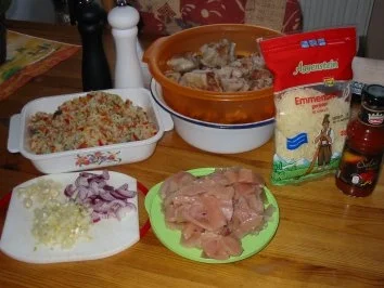 Herzhafte Hähnchen-Gemüsereispfanne überbacken - Rezept