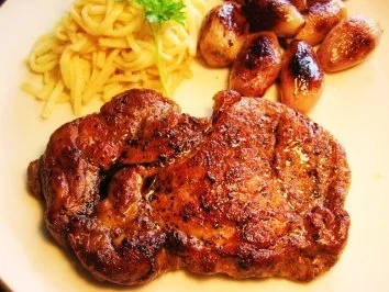 Rezept: Nackensteak mit Schalotten und einem Hauch von Brandy... Bild Nr. 5 Nackensteak mit Schalotten und einem Hauch von Brandy... - Rezept - Bild Nr. 5