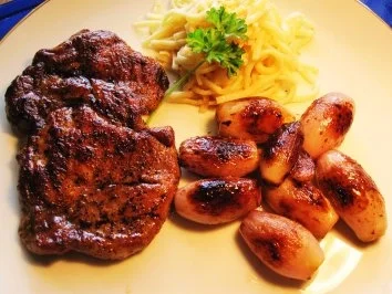 Rezept: Nackensteak mit Schalotten und einem Hauch von Brandy... Nackensteak mit Schalotten und einem Hauch von Brandy... - Rezept