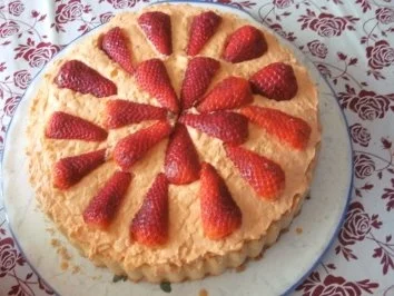 KUCHEN: Erdber im Apfelsahne Bett  auch für Vegetaria - Rezept - Bild Nr. 2