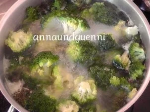 Rezept: Brokkoli-Kartoffel- Auflauf Bild Nr. 4 Brokkoli-Kartoffel- Auflauf - Rezept - Bild Nr. 4