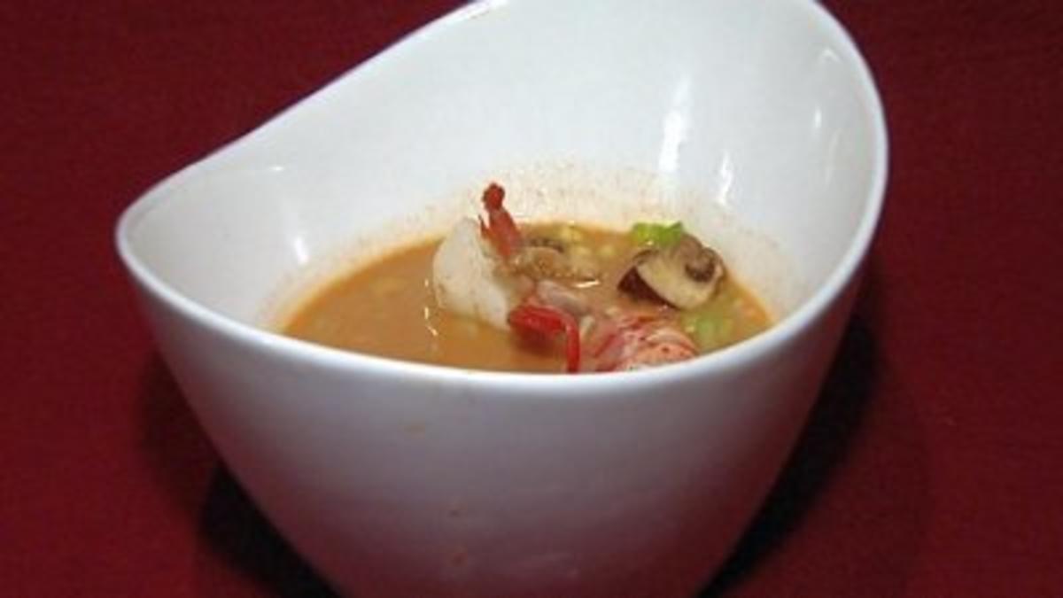 Garnelen in roter Currysuppe (Jenny Elvers-Elbertzhagen) - Rezept
Gesendet von Das perfekte Promi Dinner