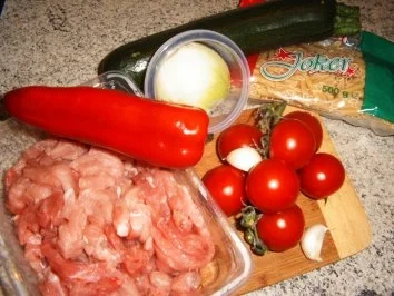 Rezept: Geschnetzelte Gemüsepfanne Bild Nr. 2 Geschnetzelte Gemüsepfanne - Rezept - Bild Nr. 2