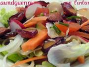 gemischter Frühlingssalat mit gebratener Cabanossi - Rezept