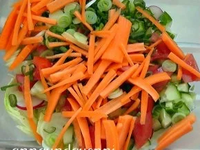 gemischter Frühlingssalat mit gebratener Cabanossi - Rezept - Bild Nr. 7