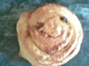 Rezept: Hefeschnecken mit Rosinen Hefeschnecken mit Rosinen - Rezept