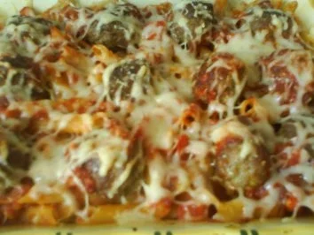 Tomaten-Nudelauflauf mit Hackbällchen - Rezept - Bild Nr. 2