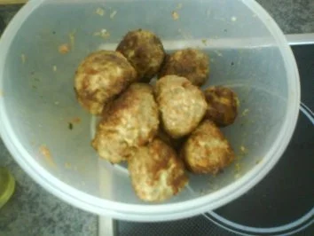 Tomaten-Nudelauflauf mit Hackbällchen - Rezept - Bild Nr. 6