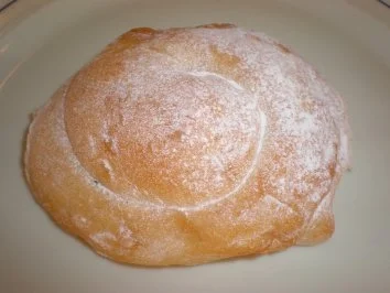 Rezept: Mallorquinische Hefeteigschnecken Mallorquinische Hefeteigschnecken - Rezept