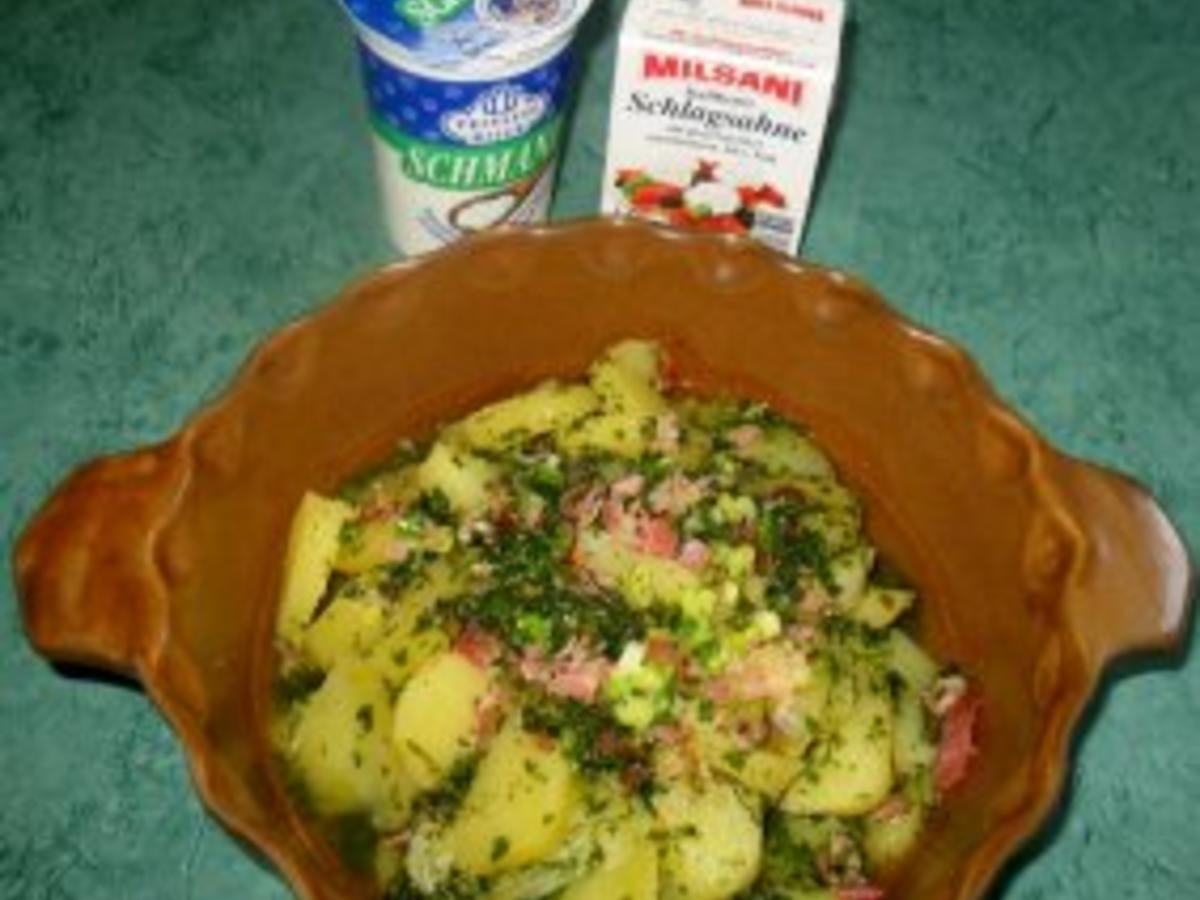 Salat - Einfacher Kartoffelsalat... mal mit Kräuter- mal mit Schmand ...