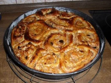 Rezept: Kuchen: Rosenkuchen mit Äpfeln Bild Nr. 11 Kuchen: Rosenkuchen mit Äpfeln - Rezept - Bild Nr. 11