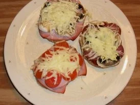 Rezept: Alpenpizza Bild Nr. 2 Alpenpizza - Rezept - Bild Nr. 2