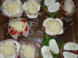 Rezept: Alpenpizza Bild Nr. 6 Alpenpizza - Rezept - Bild Nr. 6