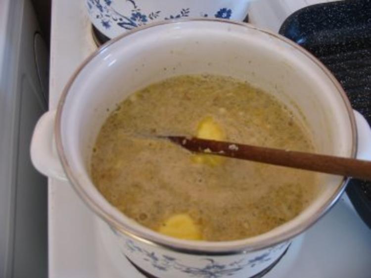 Pazifische Kliesche mit Kräutersoße und Salzkartoffeln - einfach - 453 ...