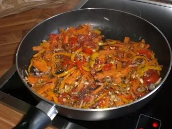 Rezept: Michi's Gemüse-Reis-Pfanne Bild Nr. 4 Michi's Gemüse-Reis-Pfanne - Rezept - Bild Nr. 4