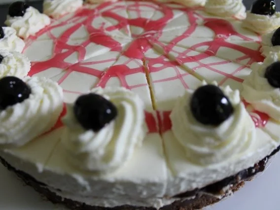 SCHNEEFLOCKEN - TORTE - Rezept - Bild Nr. 4