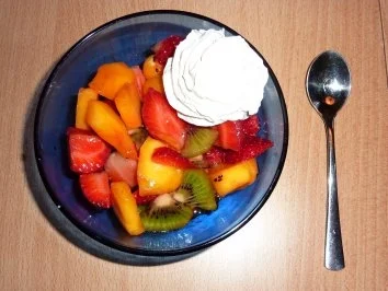 Dessert: Obstsalat für Große - Rezept - Bild Nr. 3