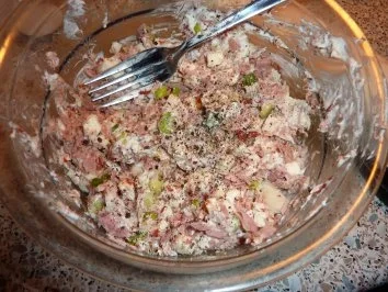 Rezept: Gebäck herzhaft: Blätterteigrolle mit Tunfischfüllung Bild Nr. 3 Gebäck herzhaft: Blätterteigrolle mit Tunfischfüllung - Rezept - Bild Nr. 3