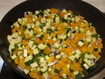 Hühnerschenkel mit Spargelratatouille - Rezept - Bild Nr. 6