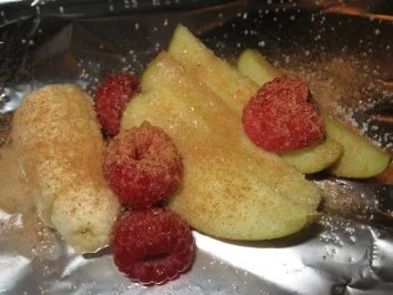 Rezept: Früchte-Grill-Päckchen Früchte-Grill-Päckchen - Rezept