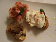 Dreierlei Crostinivariationen: Prosciuto-Feigen-Minze, Büffelmozzarella-Chili, Entenragout - Rezept