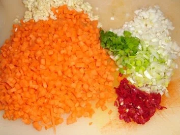 Rezept: Lamm-Ravioli an pikanter Heidelbeersauce Bild Nr. 4 Lamm-Ravioli an pikanter Heidelbeersauce - Rezept - Bild Nr. 4