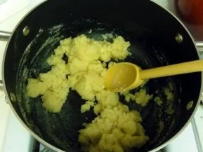 Gefüllte Profiteroles mit Vanilleeis - Rezept - Bild Nr. 2