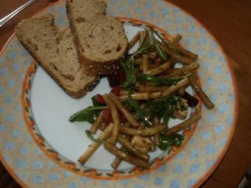 Rezept: Nudelsalat mit Ruccola Nudelsalat mit Ruccola - Rezept