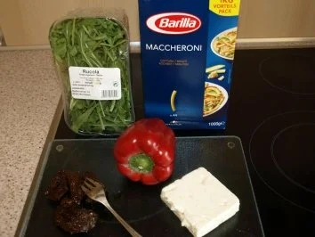 Rezept: Nudelsalat mit Ruccola Bild Nr. 2 Nudelsalat mit Ruccola - Rezept - Bild Nr. 2