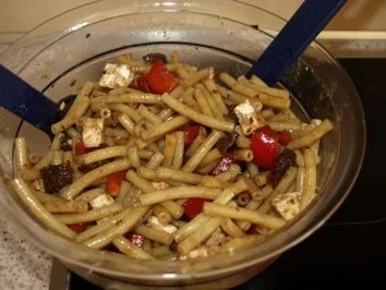 Rezept: Nudelsalat mit Ruccola Bild Nr. 4 Nudelsalat mit Ruccola - Rezept - Bild Nr. 4