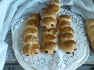 Rezept: Hefe Raupen Hefe Raupen - Rezept