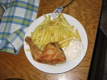 Rezept: Hähnchenschenkel und Pommes Bild Nr. 2 Hähnchenschenkel und Pommes - Rezept - Bild Nr. 2