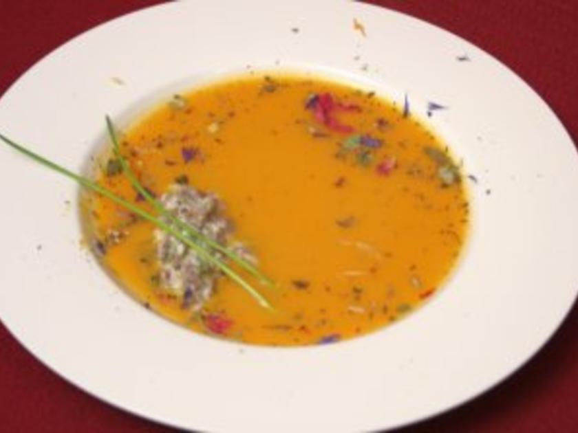 Cremesuppe von der Süßkartoffel mit gebratenem Lammfilet - Rezept ...