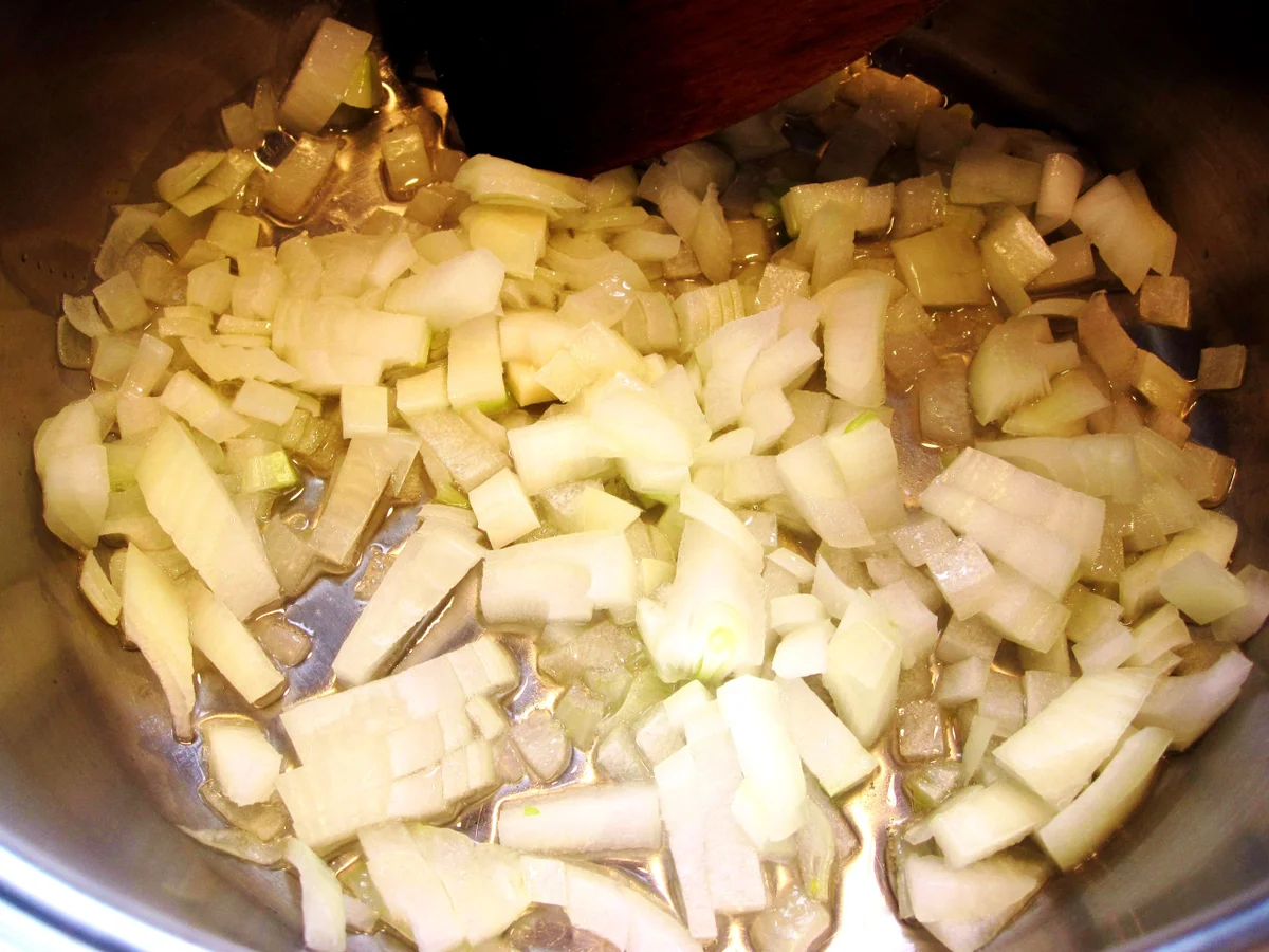 Tomatensuppe mit Speck-Knoblauch-Croutons - Rezept - Bild Nr. 287