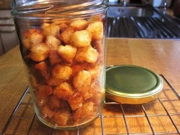 Speck-Knoblauch-Croutons ... - Rezept - Bild Nr. 5