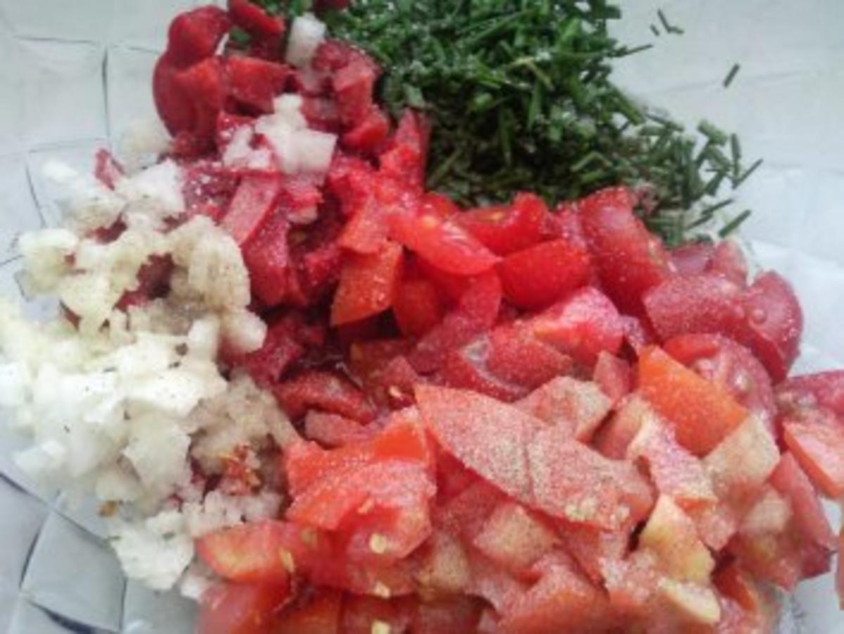 Tomaten-Paprika-Salat - Rezept - Bild Nr. 3