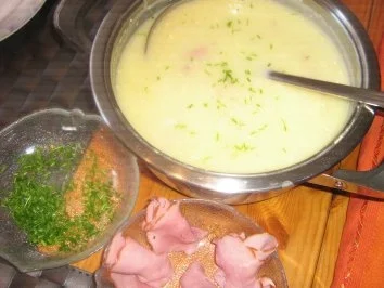 Spargelcremesüppchen mit Schinkenröschen - Rezept - Bild Nr. 2