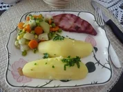 Fixe Küche : Kassler vom Grill mit Buttergemüse und Salzkartoffeln - Rezept