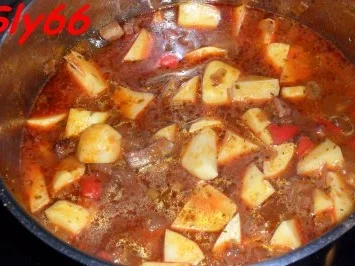 Eintöpfe:Kartoffelgulasch - Rezept - Bild Nr. 26