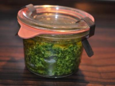 Rezept: Rucola-Pesto Rucola-Pesto - Rezept