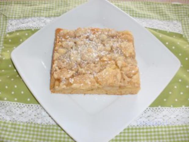 Apfeldatschi mit Streusel