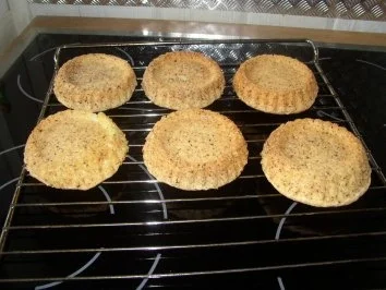 Rezept: Meine Erdbeertörtchen Bild Nr. 2 Meine Erdbeertörtchen - Rezept - Bild Nr. 2