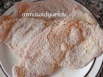 Rezept: ~Mittagstisch~Schweineschnitzel Wiener Art mit Kartoffelkästchen und Blumenkohl Bild Nr. 12 ~Mittagstisch~Schweineschnitzel Wiener Art mit Kartoffelkästchen und Blumenkohl - Rezept - Bild Nr. 12