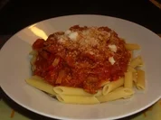 Nudelsosse mit Thunfisch und... - Rezept