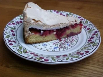 Johannisbeer-Baiser-Torte - Rezept