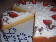 Torte: Biskuit mit Sahne - Erdbeerjoghurt - Rezept