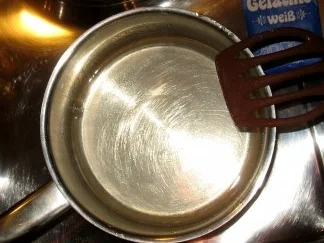 Dessert - Orangengelee mit Sahnetupfer - Rezept - Bild Nr. 10