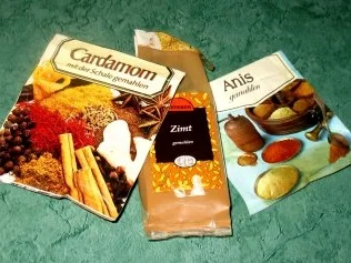 Dessert - Orangengelee mit Sahnetupfer - Rezept - Bild Nr. 4