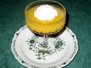 Dessert - Orangengelee mit Sahnetupfer - Rezept